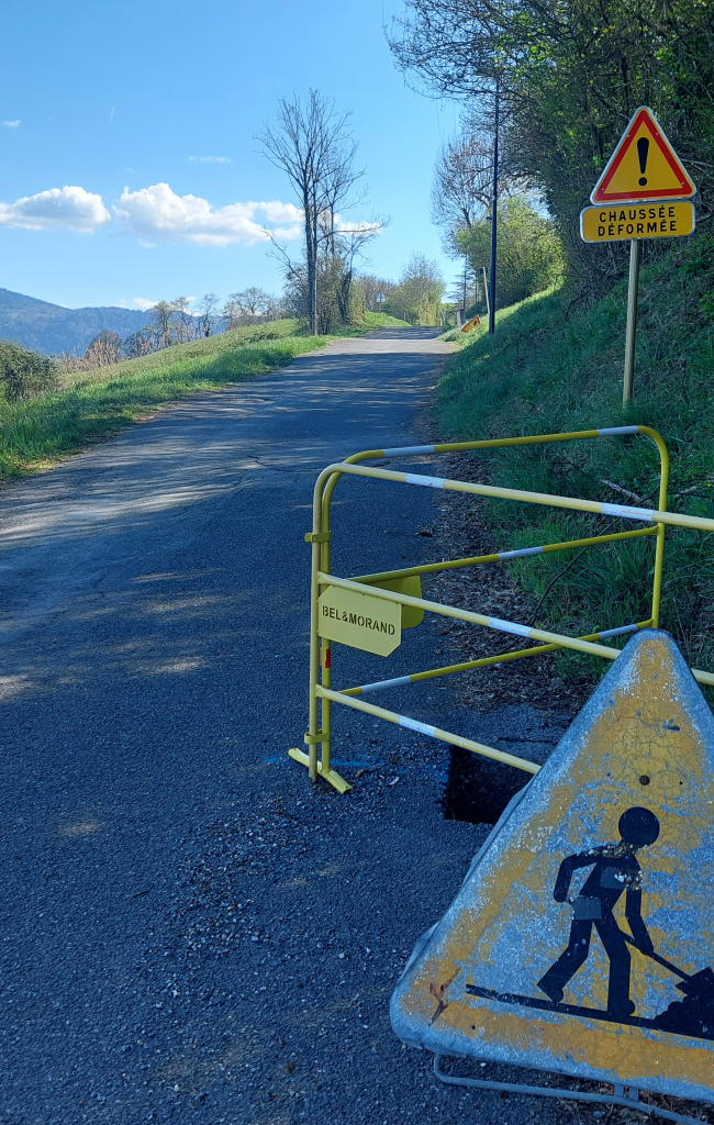 INFOS TRAVAUX : reprise de le route de Craponne 1